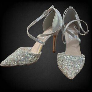 NWOT De Blossom Collection Renzo-86 Rhinestone Heels